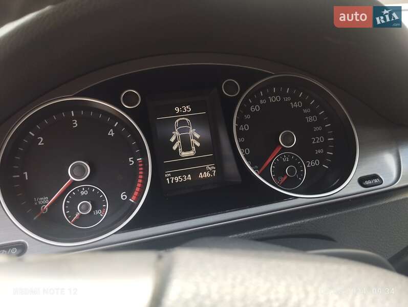 Універсал Volkswagen Passat 2014 в Тернополі