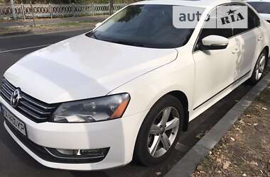 Седан Volkswagen Passat 2013 в Києві