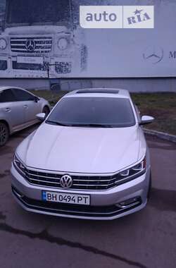 Седан Volkswagen Passat 2015 в Одесі