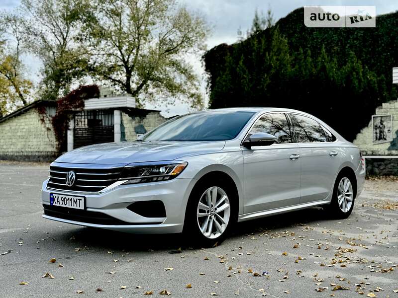 Седан Volkswagen Passat 2020 в Кременчуге