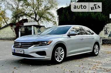 Седан Volkswagen Passat 2020 в 