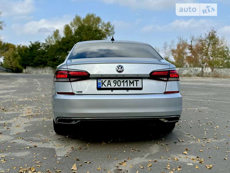 Седан Volkswagen Passat 2020 в Кременчуге