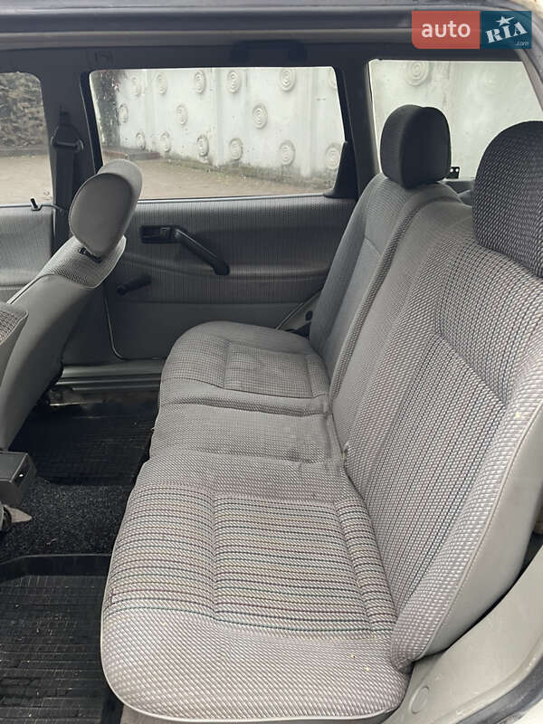 Универсал Volkswagen Passat 1989 в Ровно