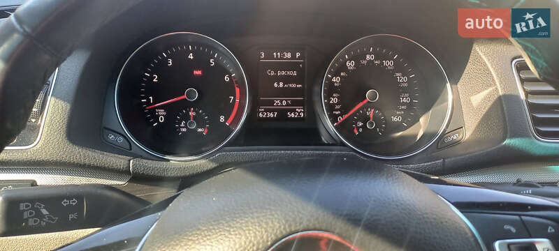 Седан Volkswagen Passat 2016 в Киеве фото 7 Седан Volkswagen Passat 2016 в Киеве