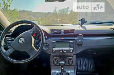 Универсал Volkswagen Passat 2006 в Германовке