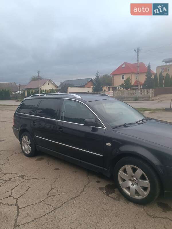 Універсал Volkswagen Passat 2002 в Коломиї
