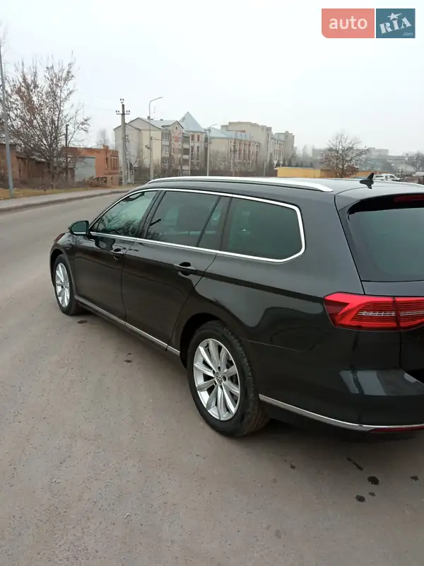 Volkswagen Passat 2017 VIN WVWZZZ3CZJE115885 фото оголошення 12 з 77