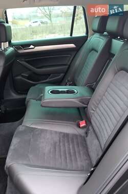 Универсал Volkswagen Passat 2017 в Виннице