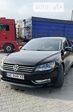 Седан Volkswagen Passat 2012 в Дніпрі