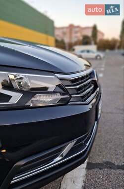 Седан Volkswagen Passat 2016 в 