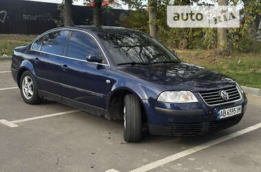 Седан Volkswagen Passat 2001 в Литине