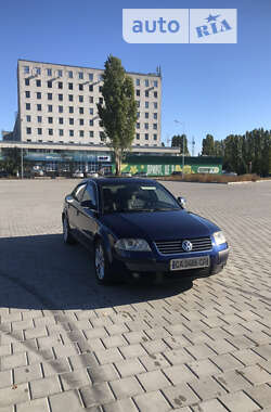 Седан Volkswagen Passat 2004 в Черкасах