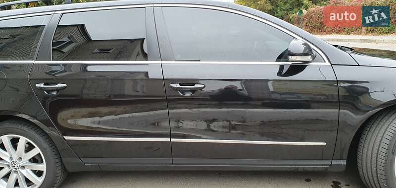 Універсал Volkswagen Passat 2009 в Харкові