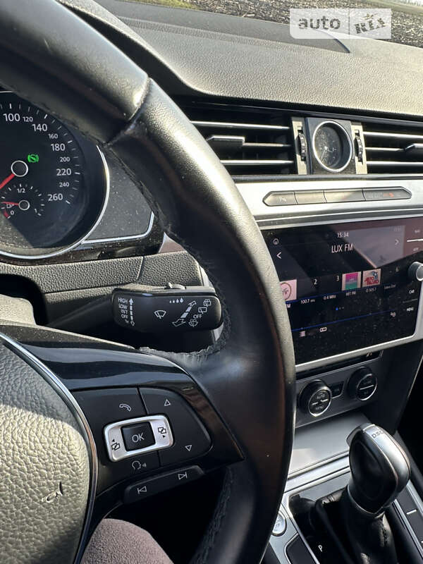 Универсал Volkswagen Passat 2017 в Виннице