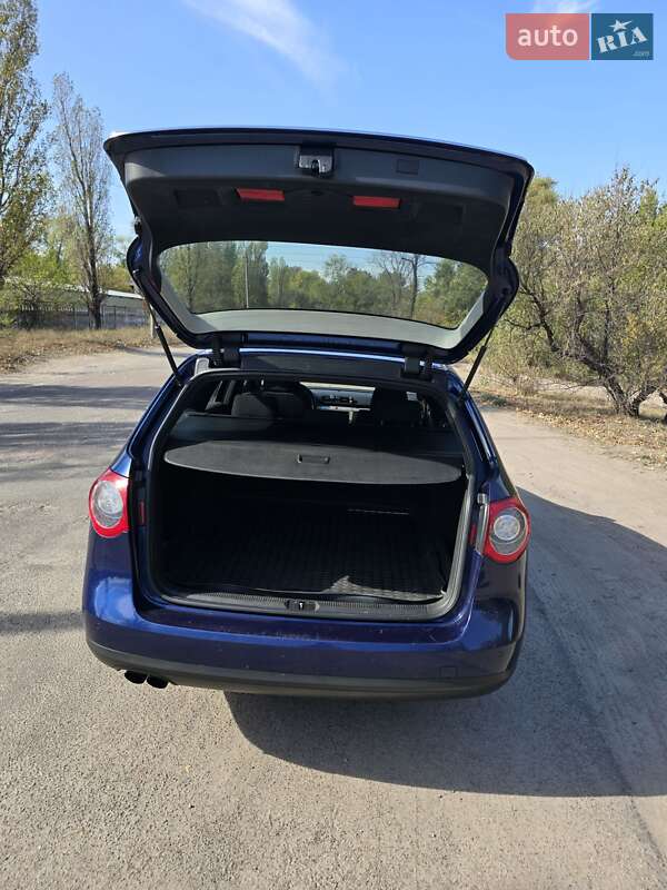 Универсал Volkswagen Passat 2008 в Каменском