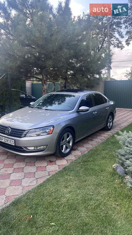 Седан Volkswagen Passat 2012 в Запорожье