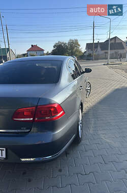 Седан Volkswagen Passat 2014 в Черновцах