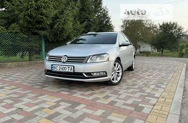 Універсал Volkswagen Passat 2012 в Стрию