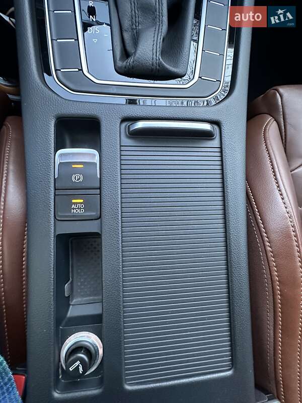 Седан Volkswagen Passat 2018 в Кременчуге