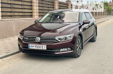 Универсал Volkswagen Passat 2016 в Житомире