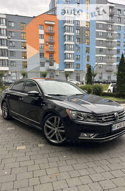 Седан Volkswagen Passat 2016 в Івано-Франківську