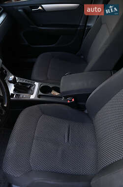 Универсал Volkswagen Passat 2011 в 