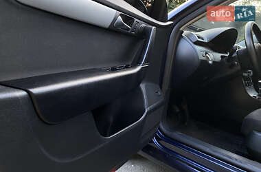 Универсал Volkswagen Passat 2011 в 