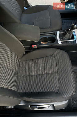 Универсал Volkswagen Passat 2011 в 