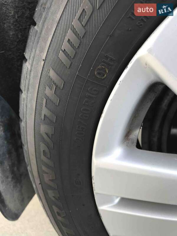 Седан Volkswagen Passat 2006 в Кам'янець-Подільському