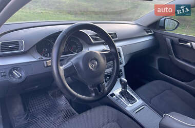 Универсал Volkswagen Passat 2013 в Тернополе