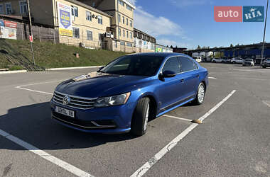 Седан Volkswagen Passat 2016 в Вінниці