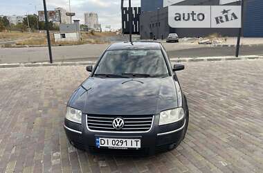 Седан Volkswagen Passat 2004 в Харкові