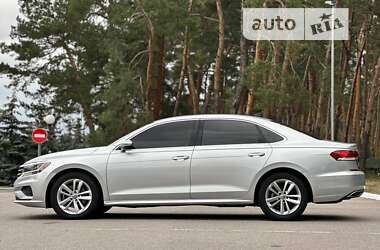 Седан Volkswagen Passat 2019 в Києві