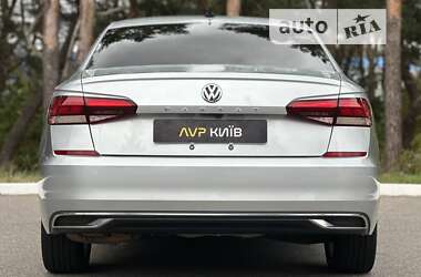 Седан Volkswagen Passat 2019 в Києві