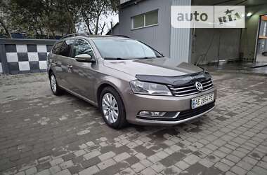 Універсал Volkswagen Passat 2011 в Старокостянтинові