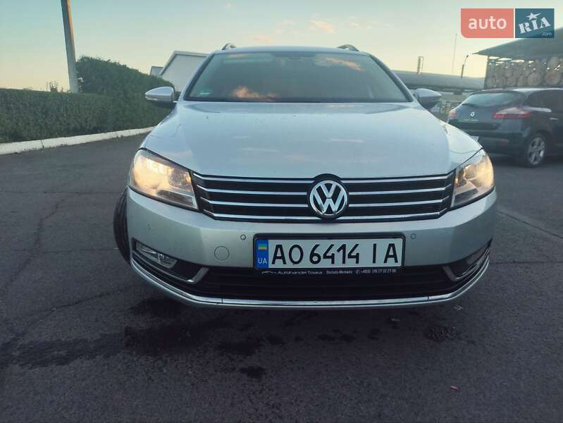 Універсал Volkswagen Passat 2013 в Виноградові