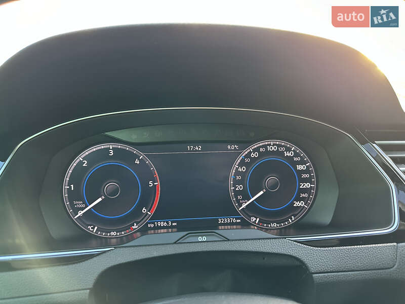 Универсал Volkswagen Passat 2018 в Дрогобыче фото 16 Универсал Volkswagen Passat 2018 в Дрогобыче