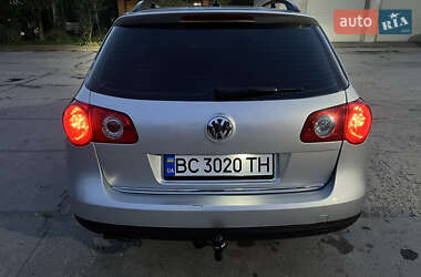 Универсал Volkswagen Passat 2005 в Теофиполе