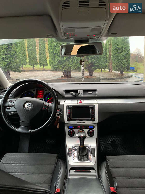 Седан Volkswagen Passat 2009 в Виноградове