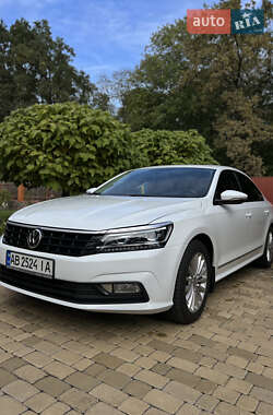 Седан Volkswagen Passat 2017 в 