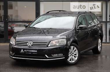 Універсал Volkswagen Passat 2011 в Харкові