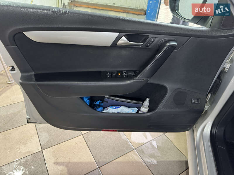 Седан Volkswagen Passat 2011 в Львове фото 15 Седан Volkswagen Passat 2011 в Львове
