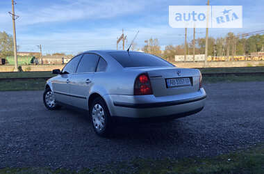 Седан Volkswagen Passat 2001 в Бердичеве