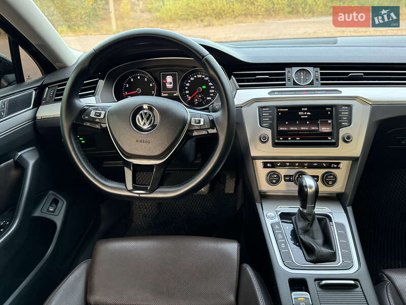 Седан Volkswagen Passat 2015 в Чернигове фото 16 Седан Volkswagen Passat 2015 в Чернигове