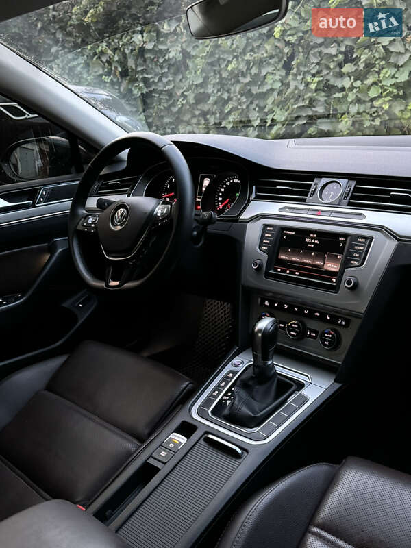 Седан Volkswagen Passat 2015 в Чернигове фото 17 Седан Volkswagen Passat 2015 в Чернигове