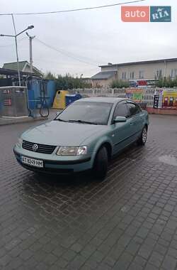 Седан Volkswagen Passat 1999 в Ивано-Франковске