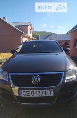 Універсал Volkswagen Passat 2007 в Чернівцях