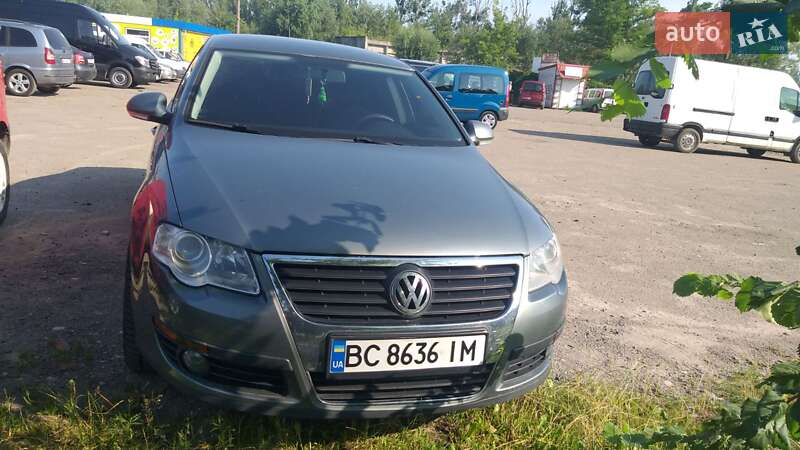 Седан Volkswagen Passat 2009 в Львові