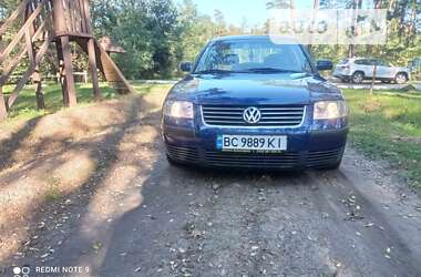 Седан Volkswagen Passat 2001 в Львове