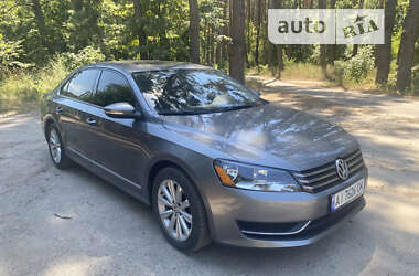 Седан Volkswagen Passat 2012 в Василькові